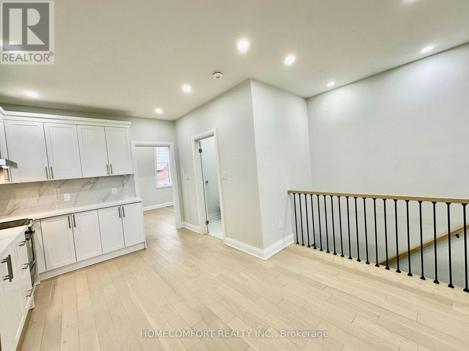 UPPER-211 Osler Street, Toronto, ON, M6N 2Z2 - 6