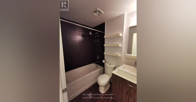 106 SW-9191 Yonge Street, Richmond Hill, ON, L4C 6Z2 - 8