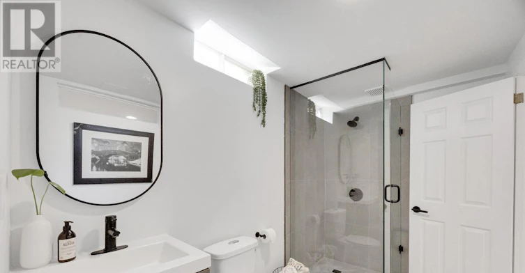 2048 Sixth Line, Oakville, ON, L6H 3N2 - 39