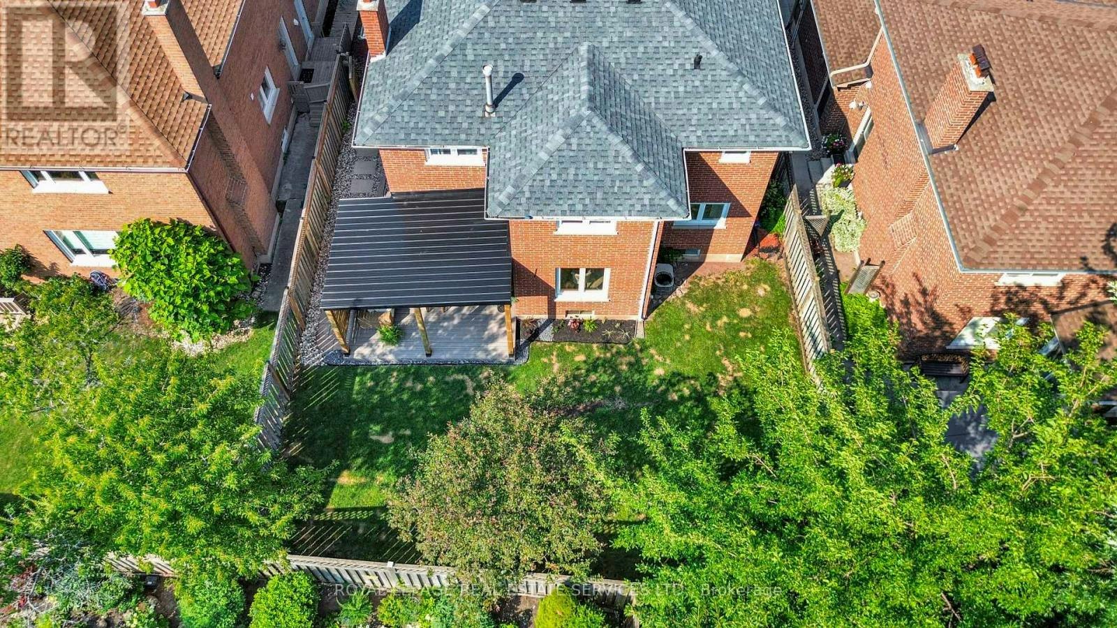 2048 Sixth Line, Oakville, ON, L6H 3N2 - 44