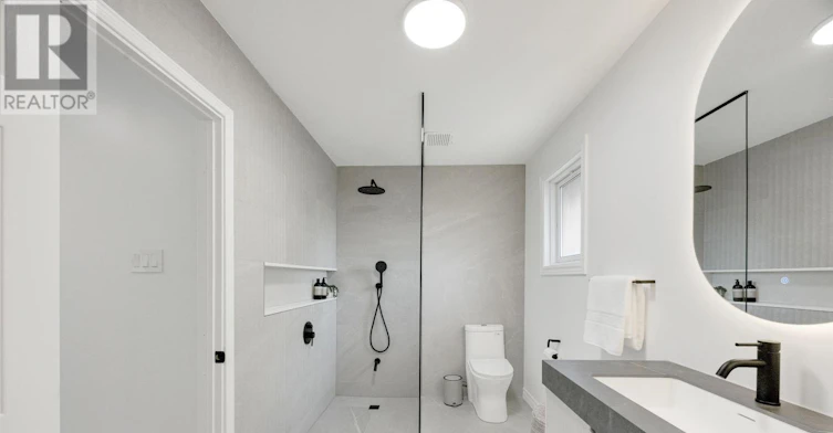 2048 Sixth Line, Oakville, ON, L6H 3N2 - 24