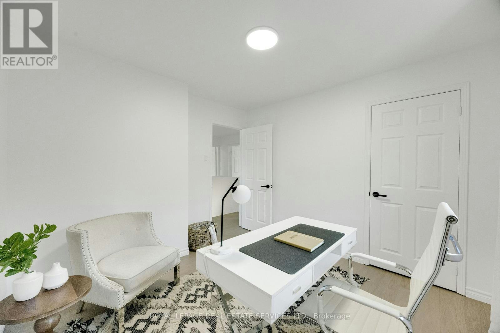 2048 Sixth Line, Oakville, ON, L6H 3N2 - 29