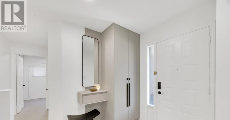 2048 Sixth Line, Oakville, ON, L6H 3N2 - 4