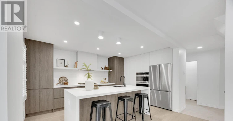 2048 Sixth Line, Oakville, ON, L6H 3N2 - 7