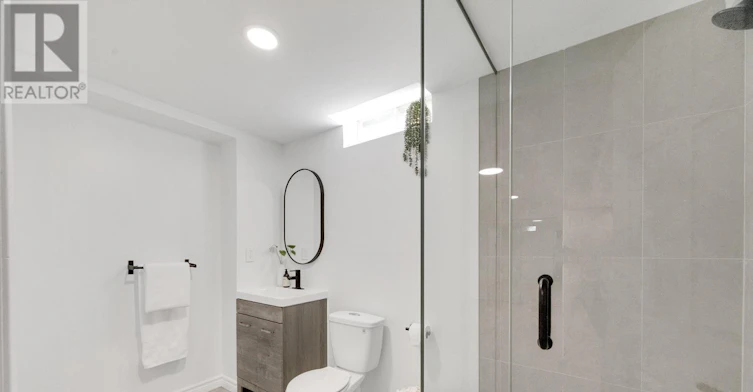2048 Sixth Line, Oakville, ON, L6H 3N2 - 38
