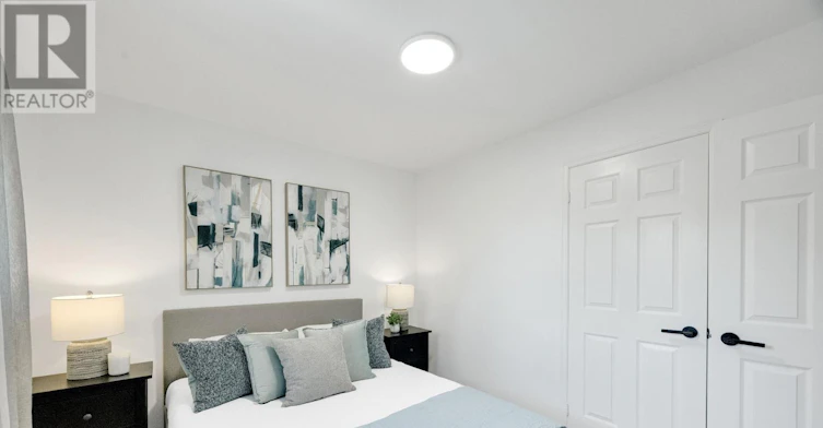 2048 Sixth Line, Oakville, ON, L6H 3N2 - 26