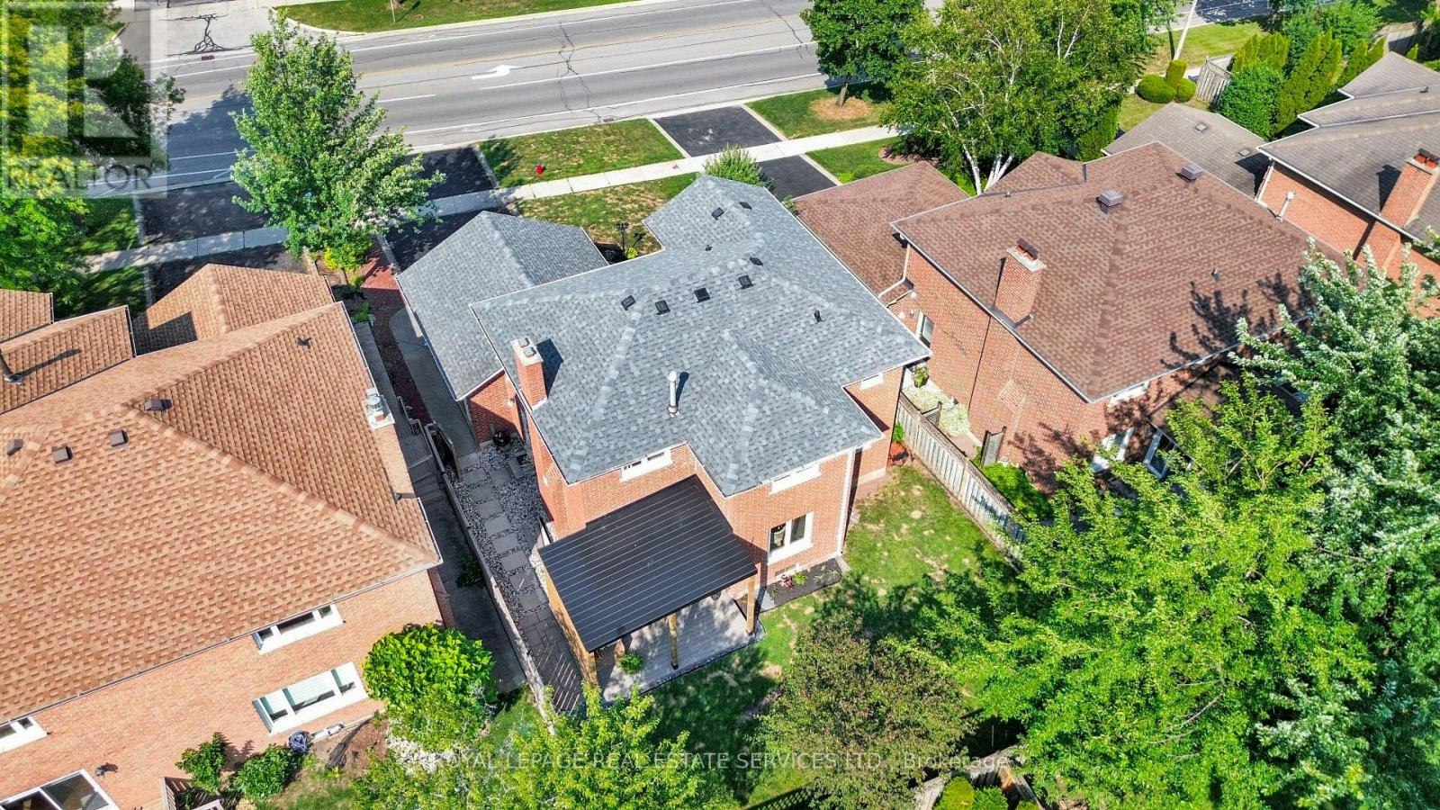 2048 Sixth Line, Oakville, ON, L6H 3N2 - 46