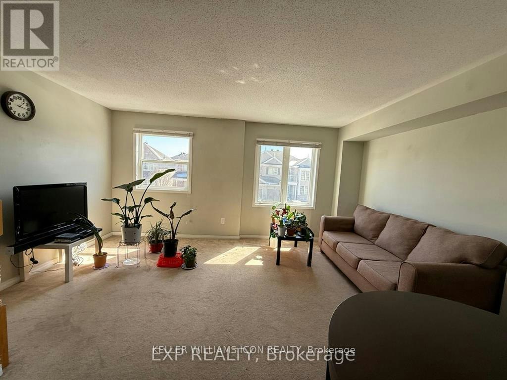 374 Moffat Pond Court, Ottawa, ON, K2J 0C7 - 4