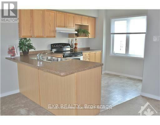 374 Moffat Pond Court, Ottawa, ON, K2J 0C7 - 7