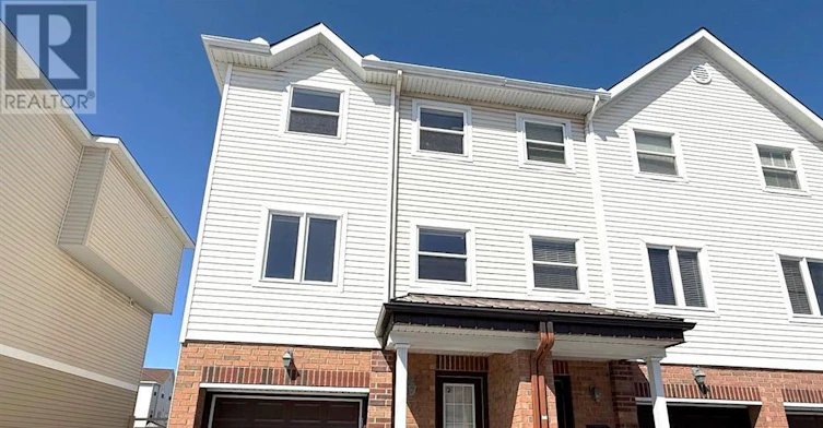 374 Moffat Pond Court, Ottawa, ON, K2J 0C7