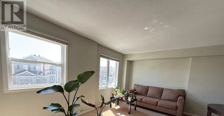 374 Moffat Pond Court, Ottawa, ON, K2J 0C7 - 3