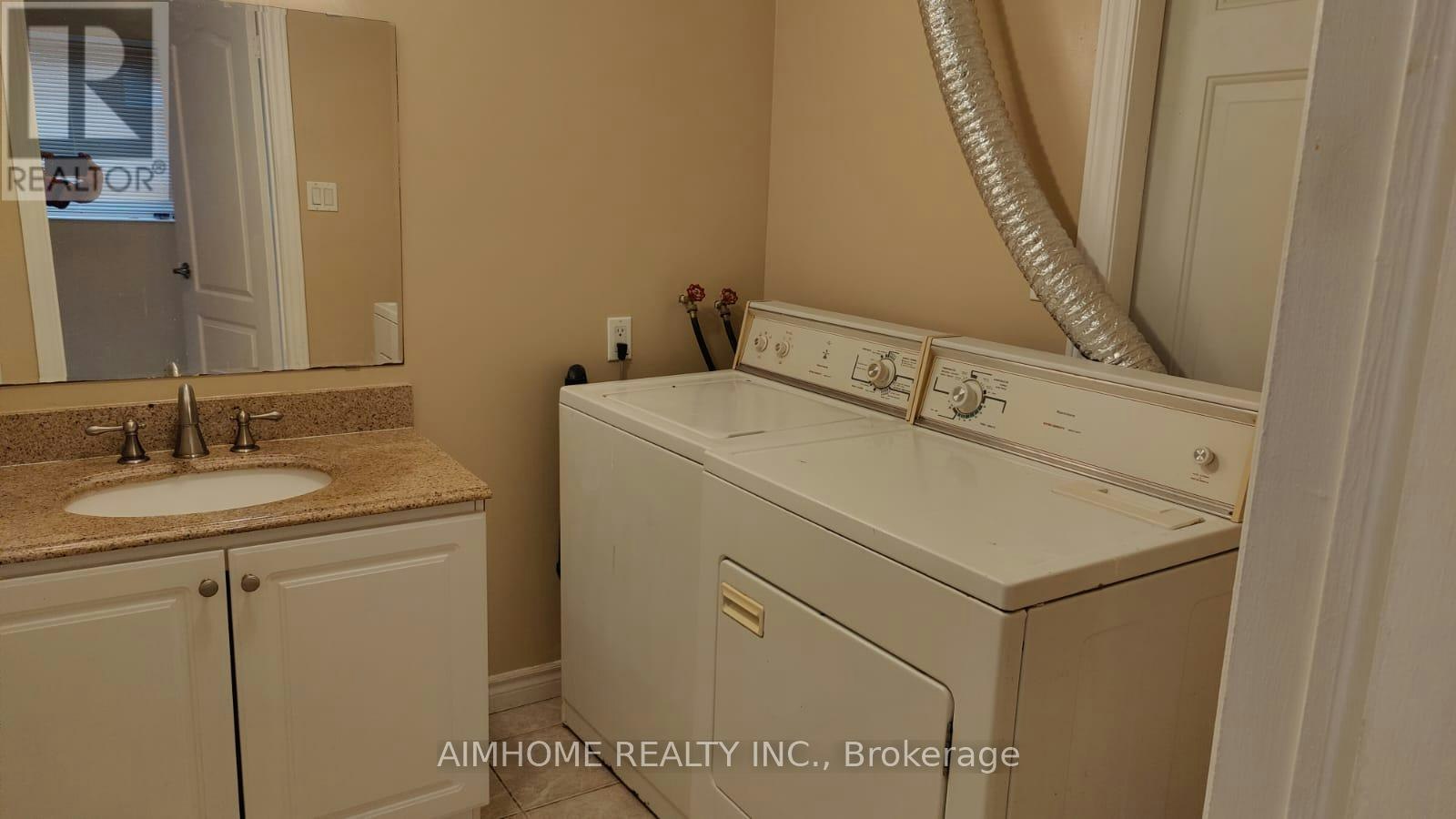 39 Keyworth (Ground Floor Trail, Toronto, ON, M1S 2V2 - 3
