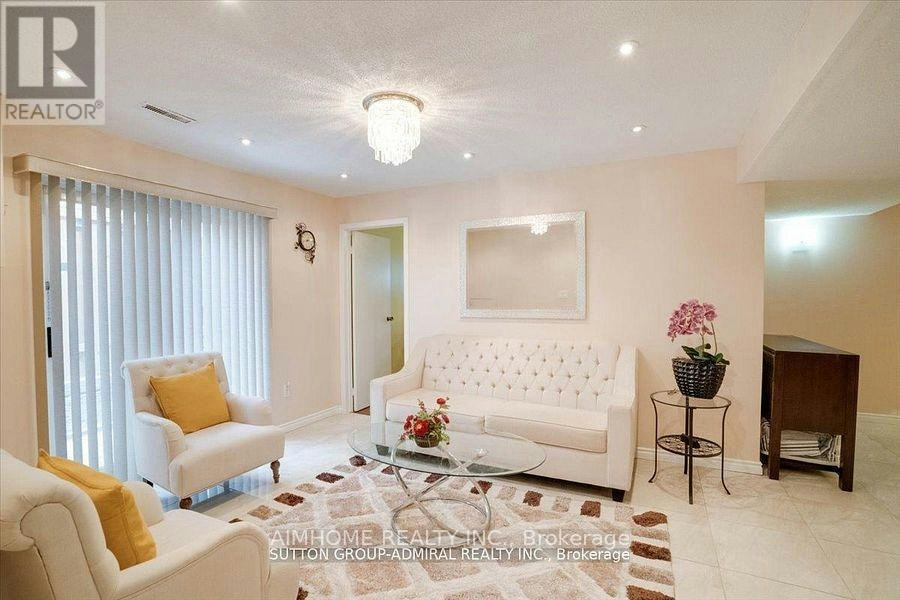 39 Keyworth (Ground Floor Trail, Toronto, ON, M1S 2V2 - 9
