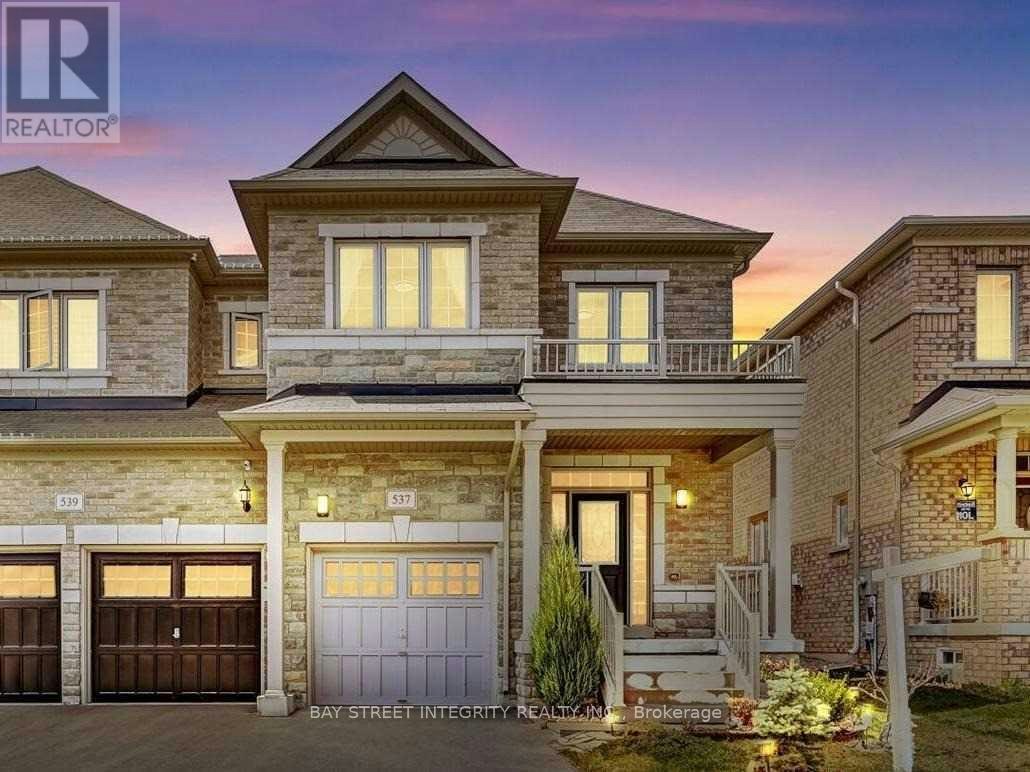 537 Stream Crescent, Oakville, ON, L6M 1N7 - 2