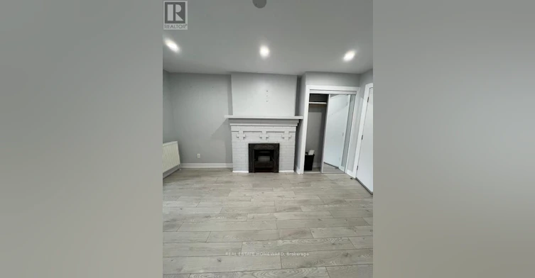 1-1659 Gerrard Street E, Toronto, ON, M4L 2A9 - 2