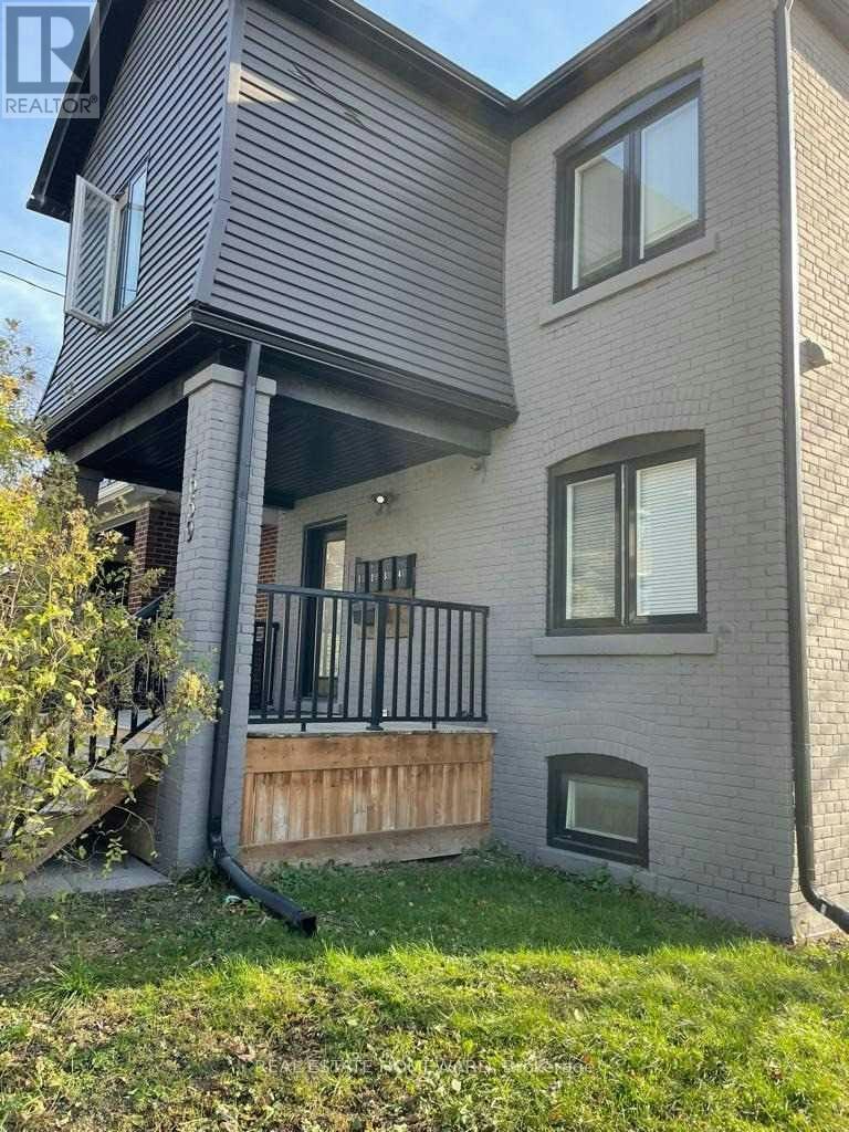 1-1659 Gerrard Street E, Toronto, ON, M4L 2A9