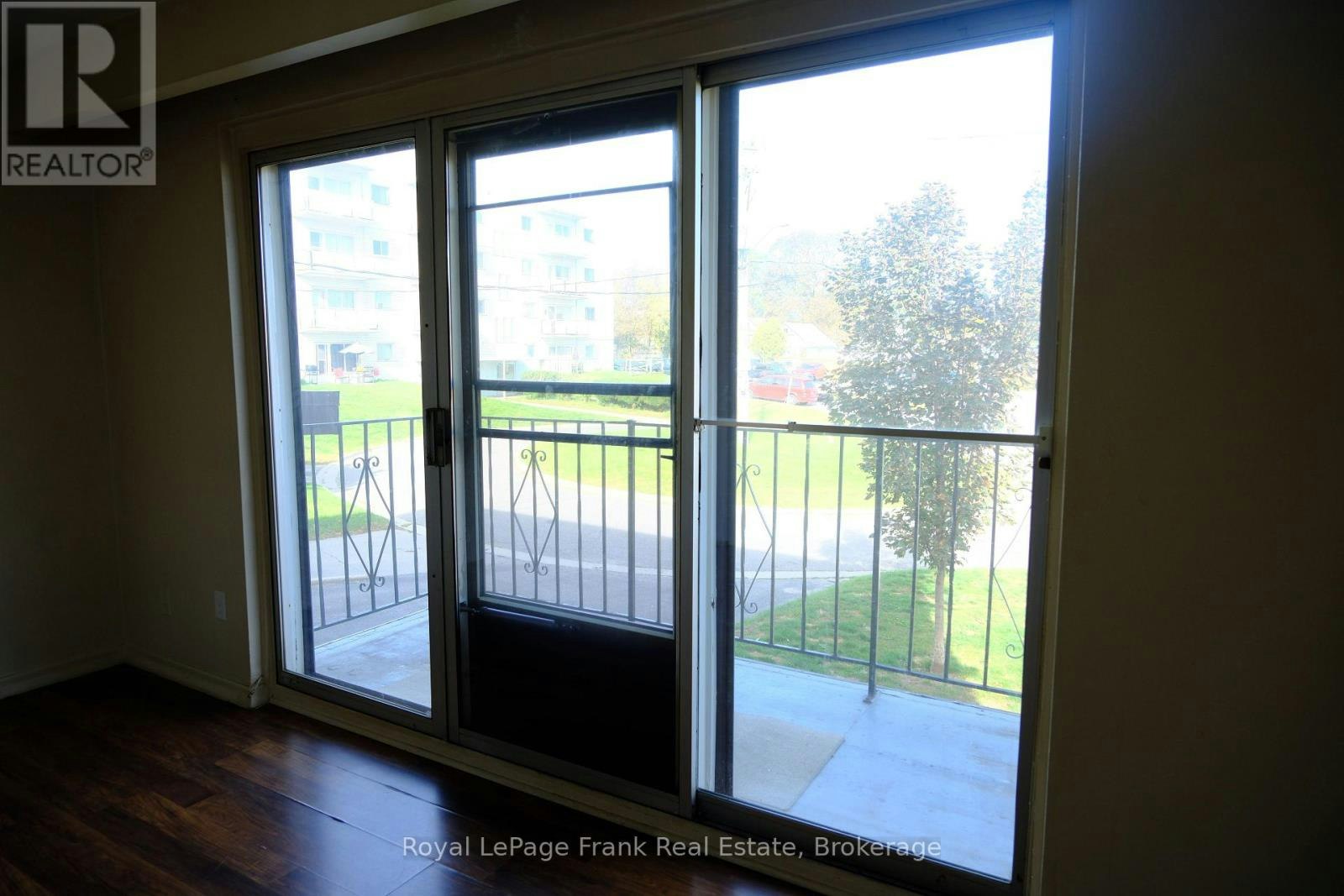3-365 Elgin Court, Oshawa, ON, L1J 2P5 - 8