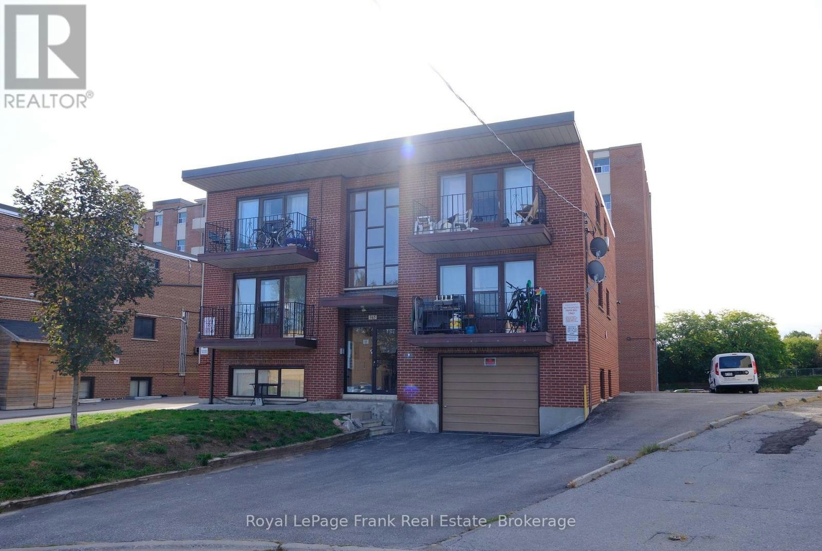 3-365 Elgin Court, Oshawa, ON, L1J 2P5