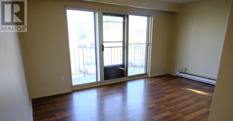 3-365 Elgin Court, Oshawa, ON, L1J 2P5 - 4