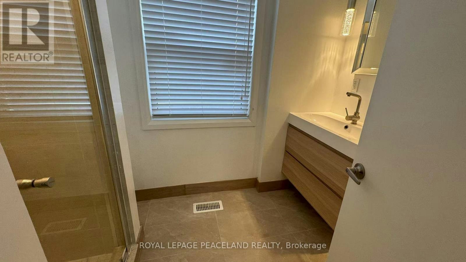 UPPER-19 Tardree Place, Toronto, ON, M1R 3X2 - 13