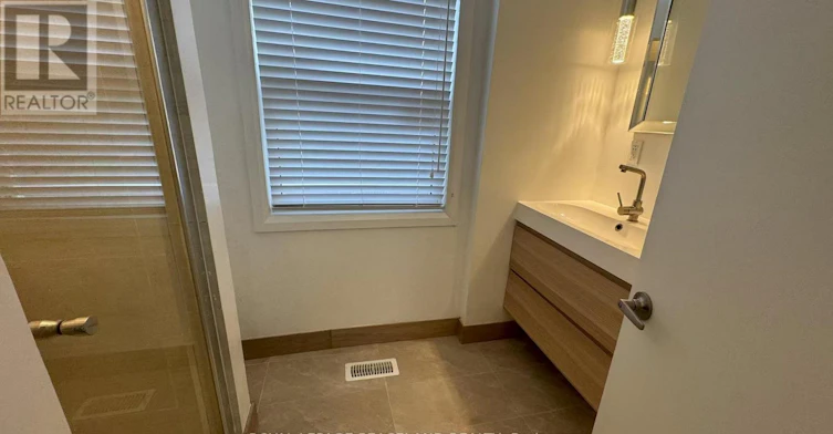 UPPER-19 Tardree Place, Toronto, ON, M1R 3X2 - 13