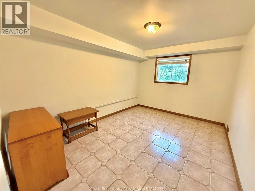 2360 Randolph, Windsor, ON, N9E 4A1 - 20
