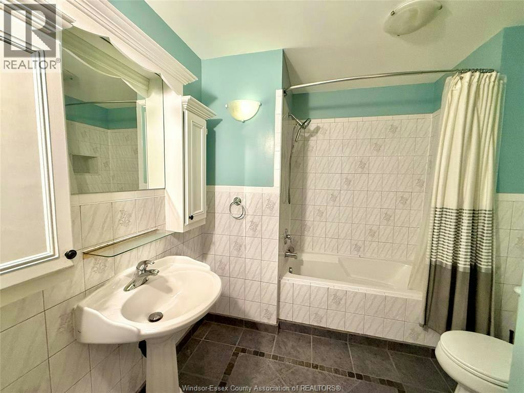 2360 Randolph, Windsor, ON, N9E 4A1 - 11