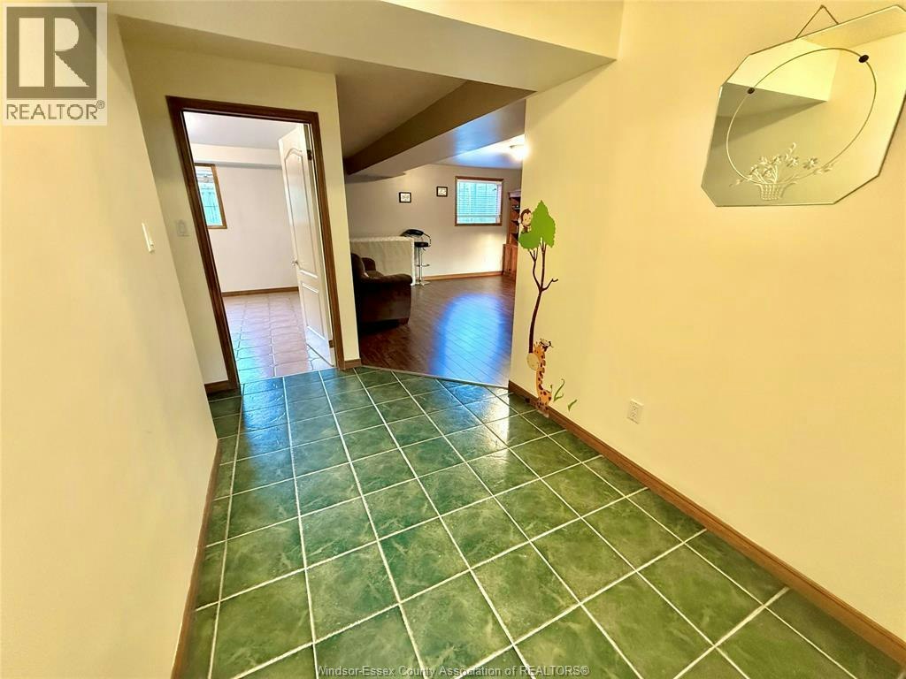 2360 Randolph, Windsor, ON, N9E 4A1 - 16