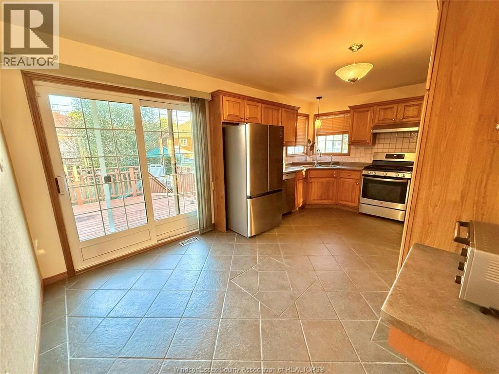 2360 Randolph, Windsor, ON, N9E 4A1 - 8