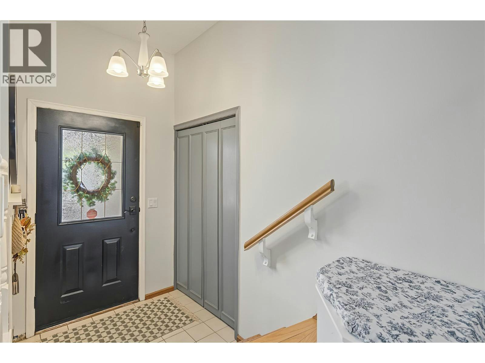 3745 Kimatouche Road, Kelowna, BC, V1Y 7R2 - 9