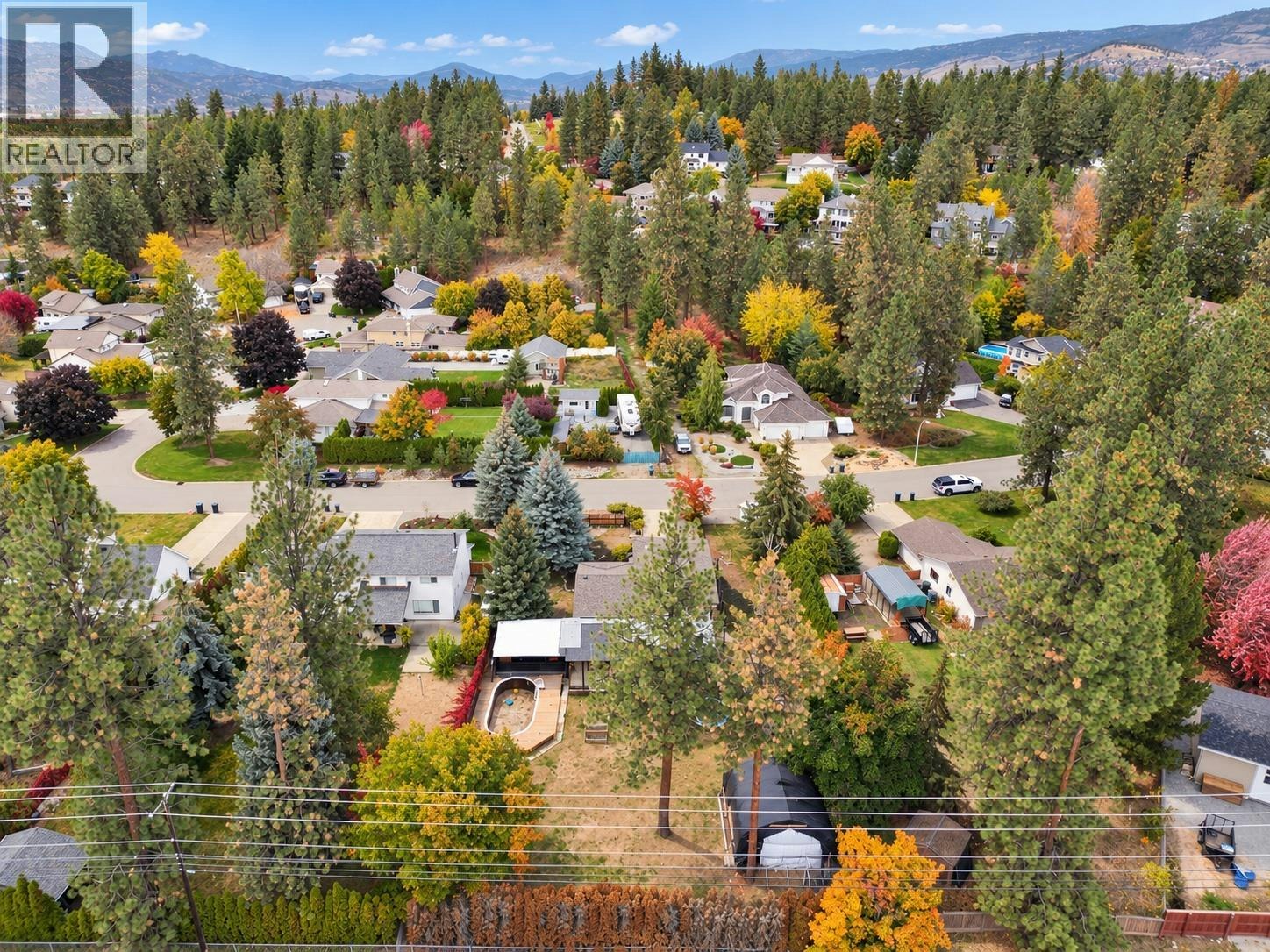 3745 Kimatouche Road, Kelowna, BC, V1Y 7R2 - 35