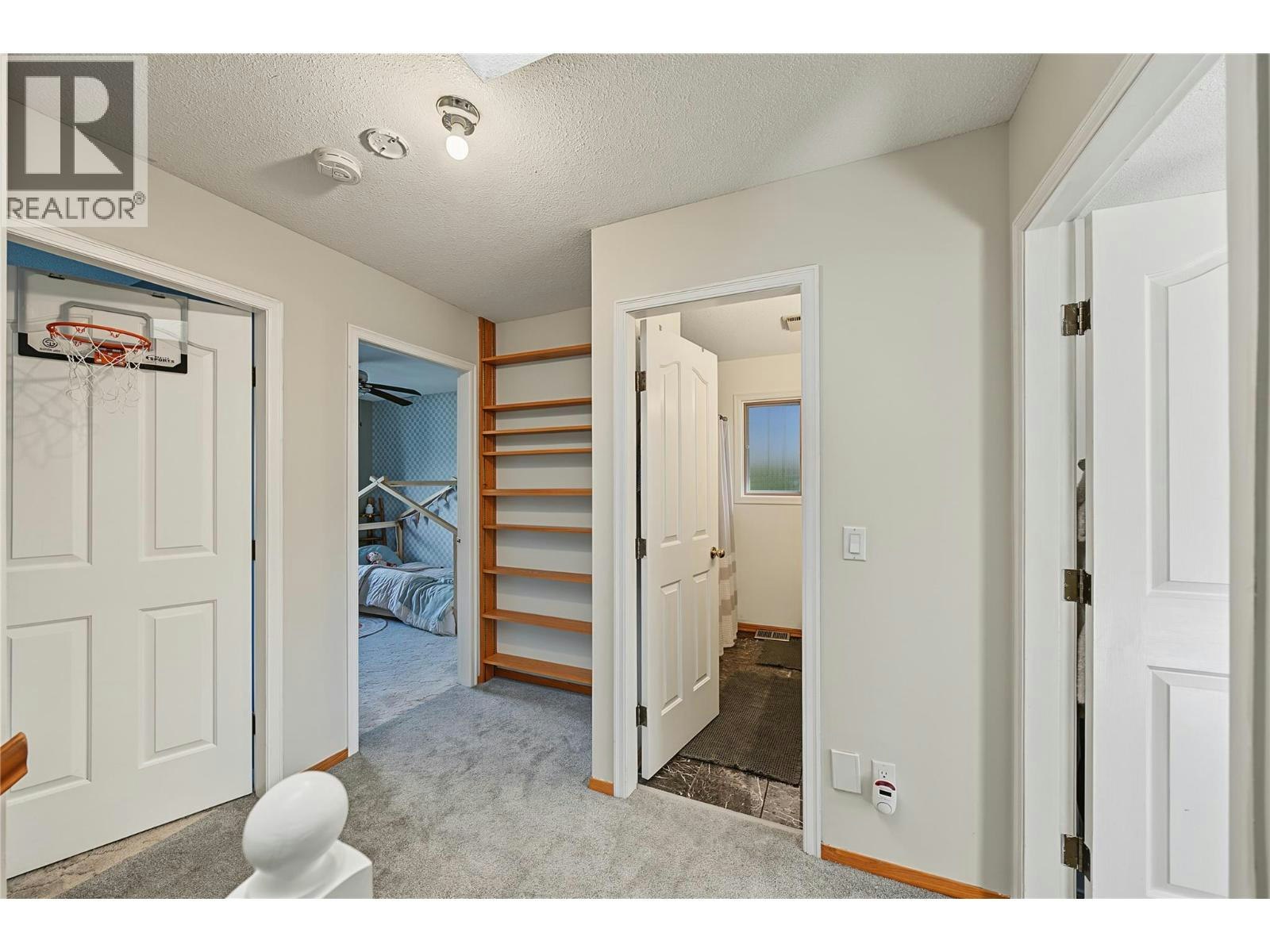 3745 Kimatouche Road, Kelowna, BC, V1Y 7R2 - 23