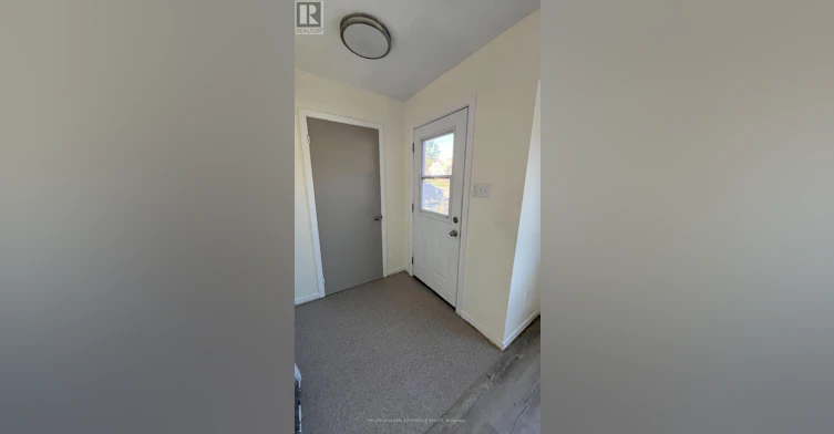 196 Owen Street, Barrie, ON, L4M 3J1 - 4
