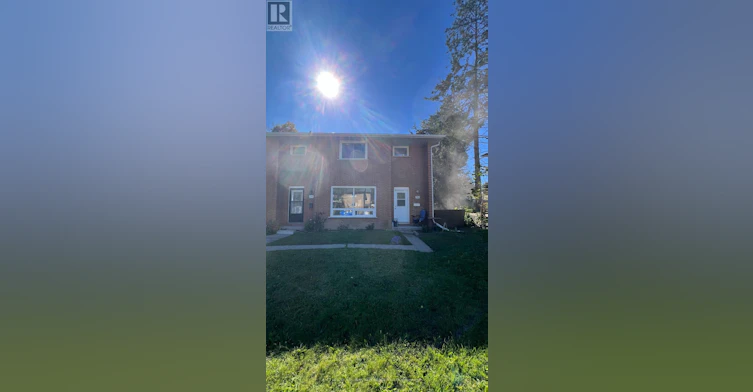 196 Owen Street, Barrie, ON, L4M 3J1 - 2