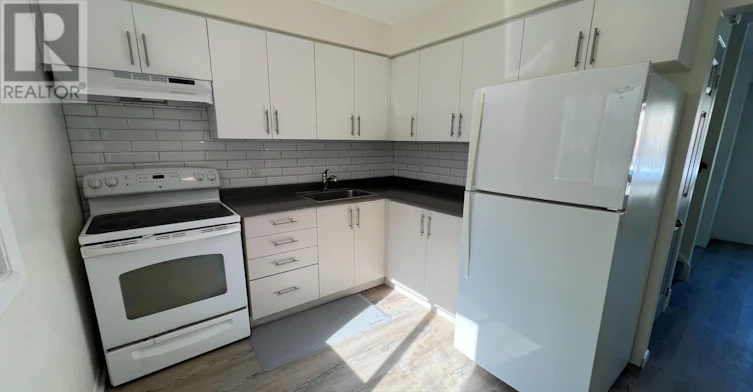 196 Owen Street, Barrie, ON, L4M 3J1 - 8