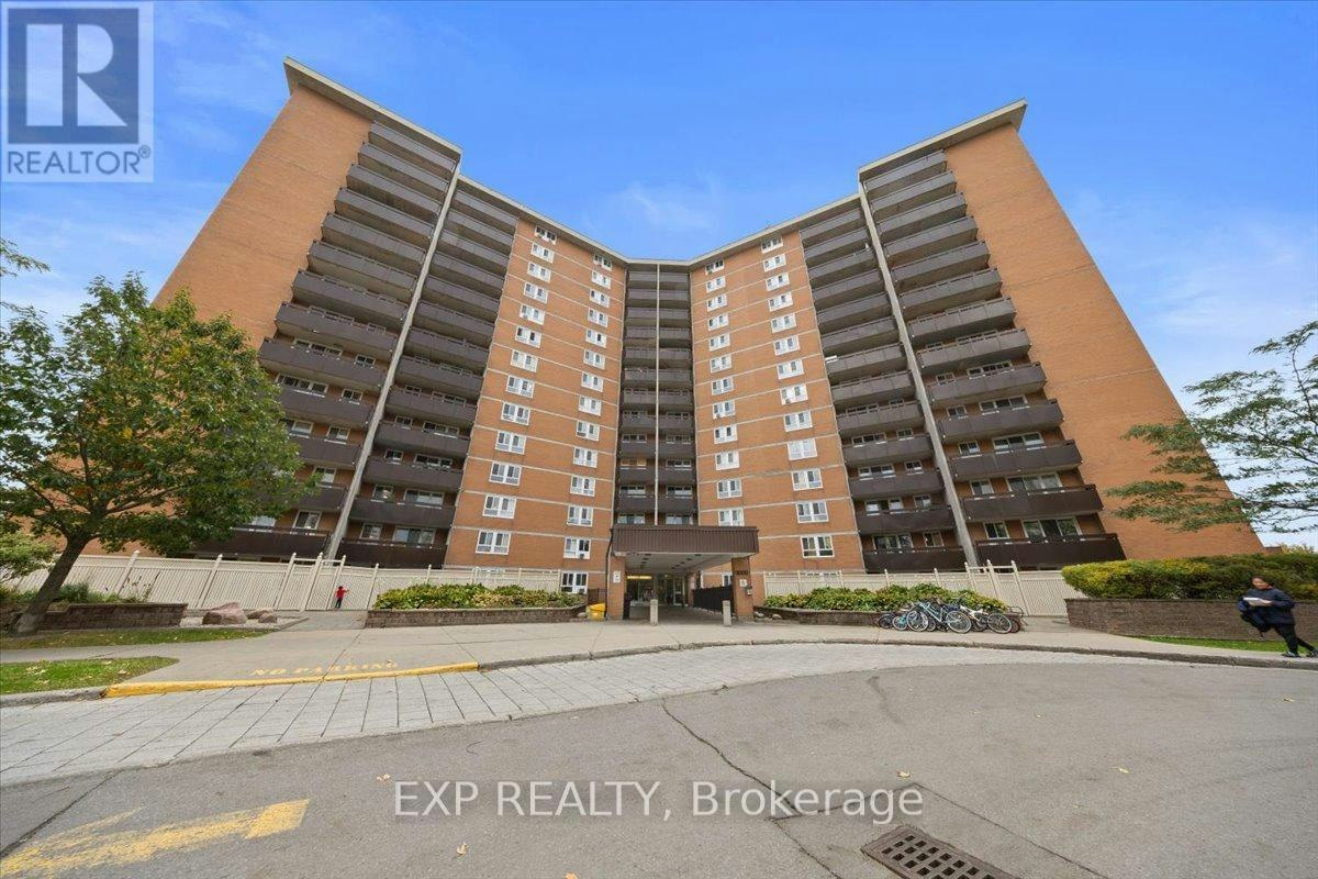 1517-2000 Jasmine Crescent, Ottawa, ON, K1J 8K4