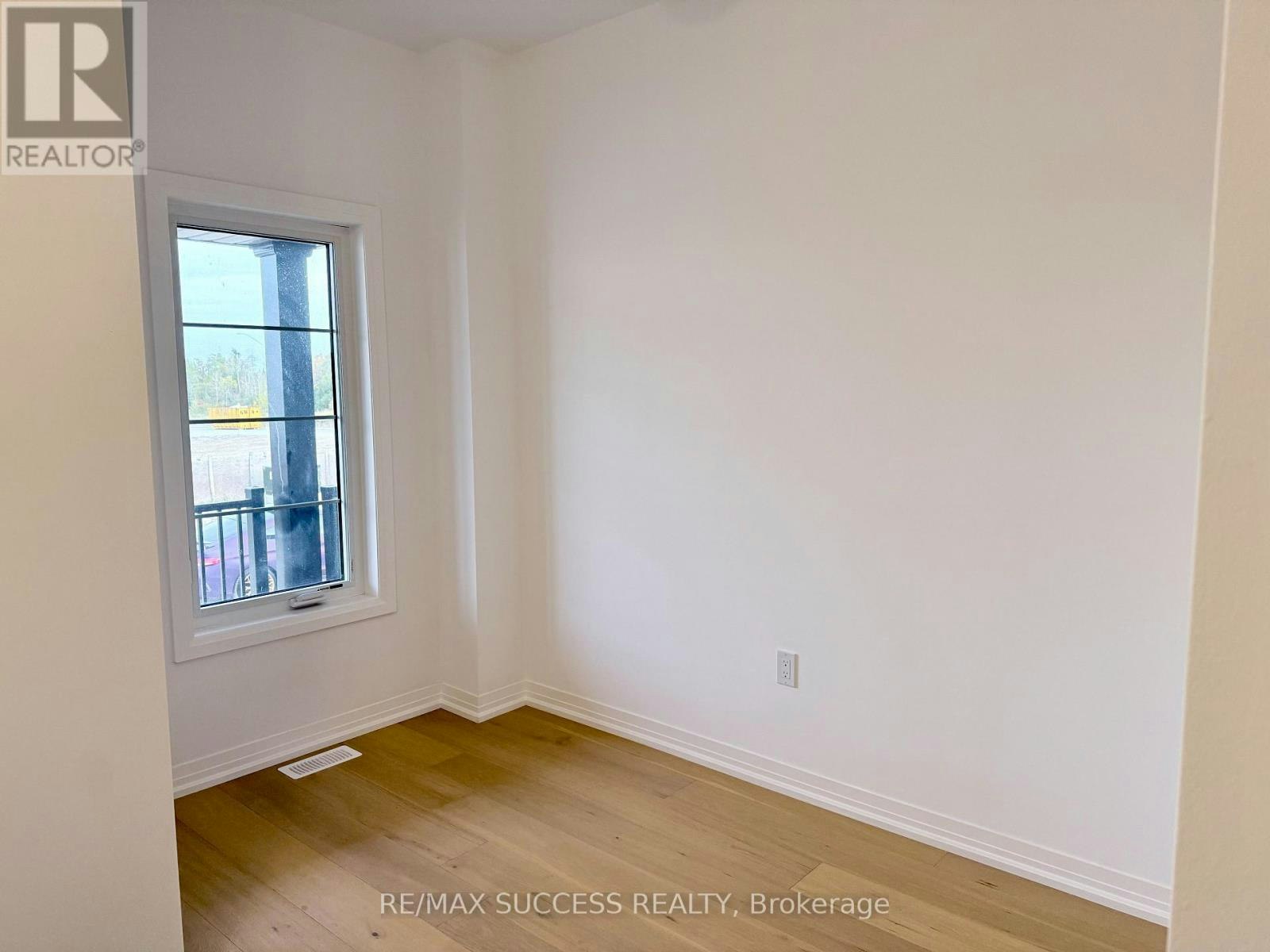 93 Flan Boulevard, Barrie, ON, L9J 0E1 - 28