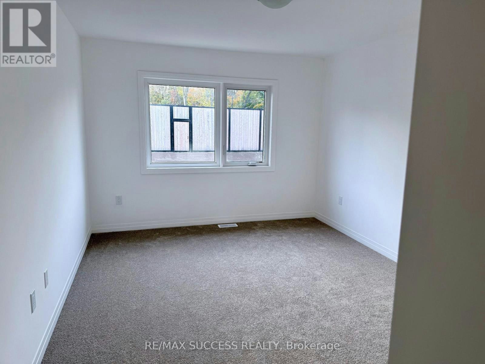 93 Flan Boulevard, Barrie, ON, L9J 0E1 - 14