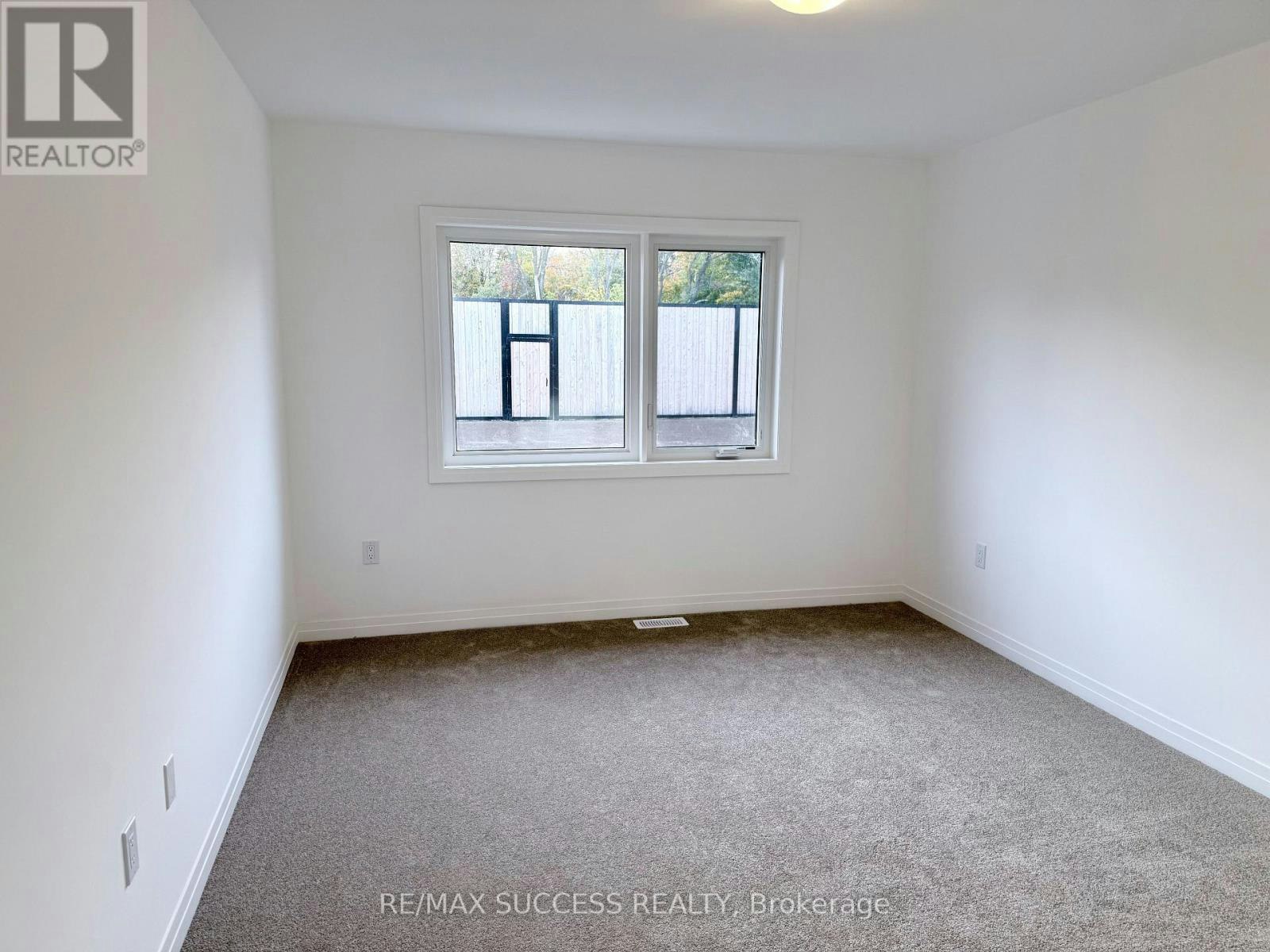 93 Flan Boulevard, Barrie, ON, L9J 0E1 - 16