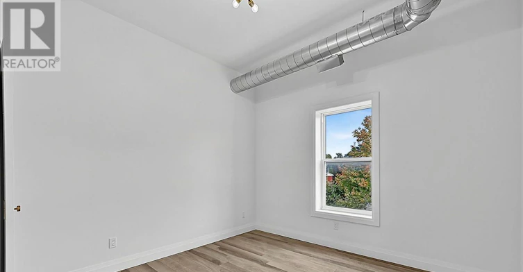 PENTHOUSE-87 Main Street, Penetanguishene, ON, L9M 1S8 - 22
