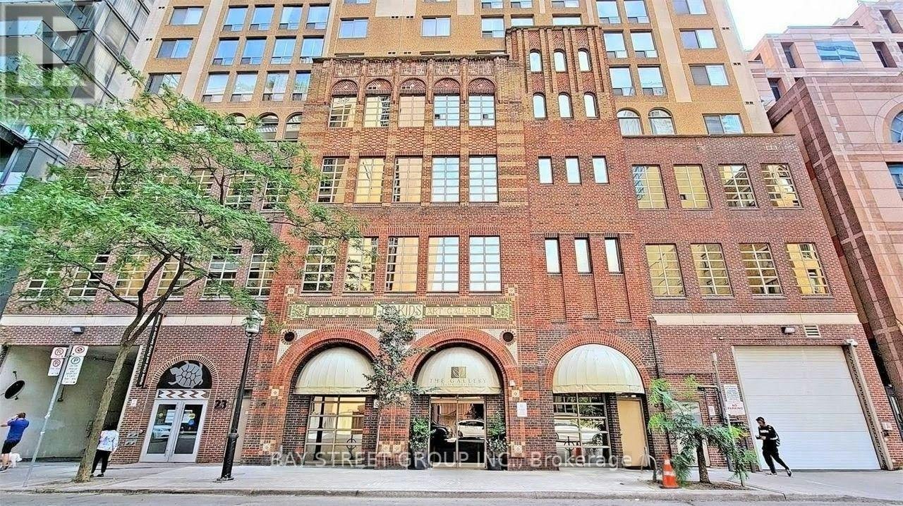 25 Grenville Street, Toronto, ON, M4Y 2X5 - 2