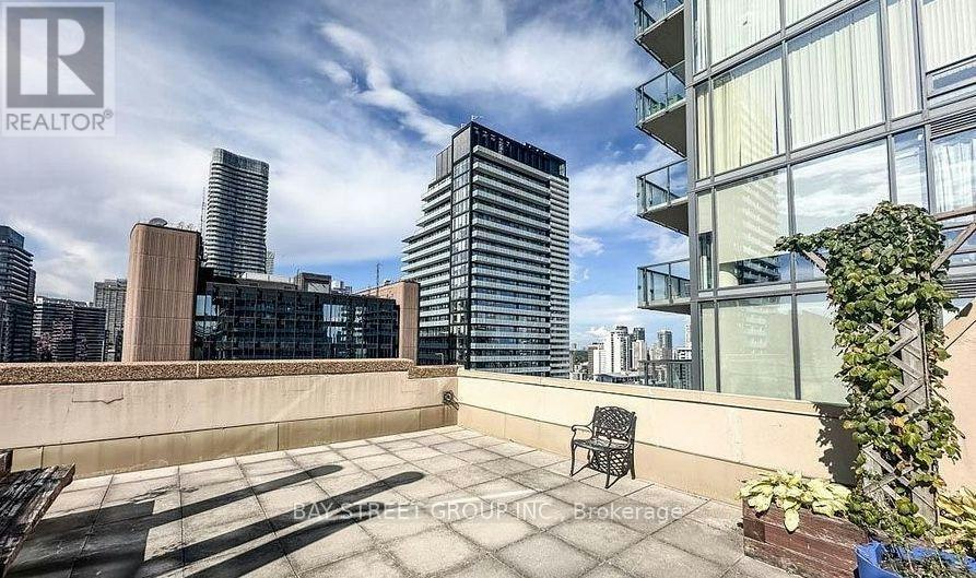 25 Grenville Street, Toronto, ON, M4Y 2X5 - 18