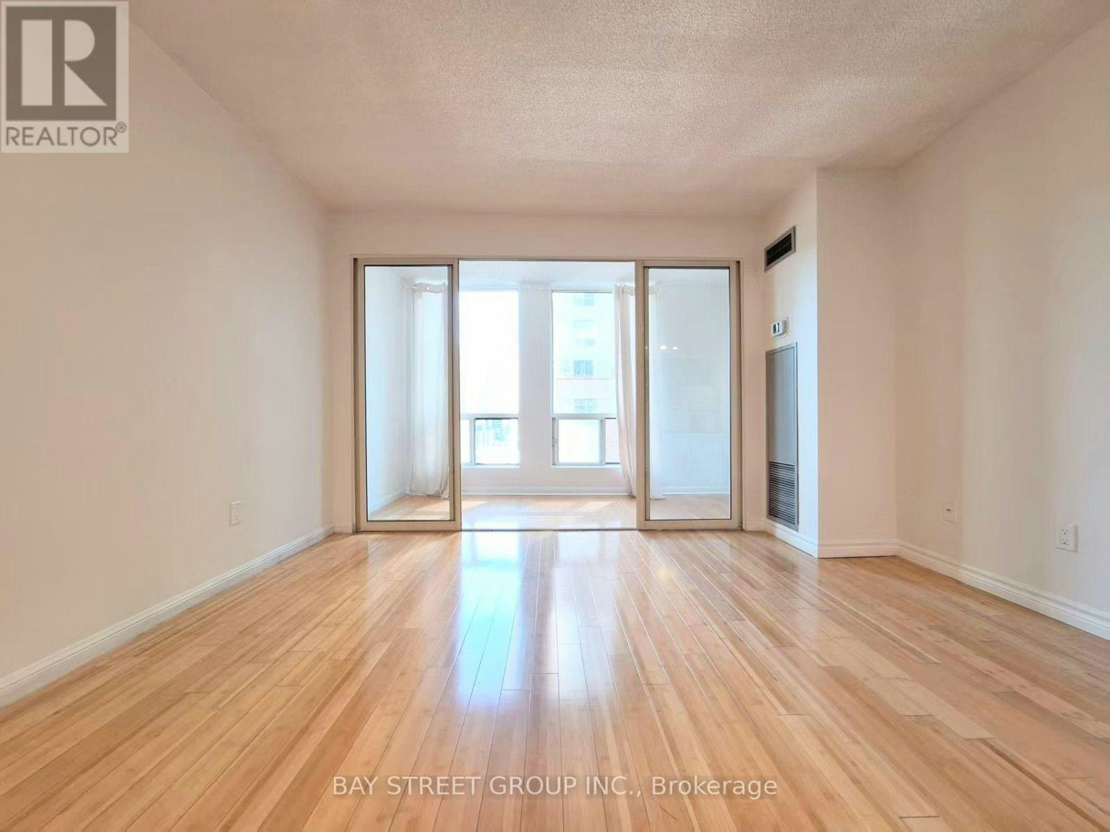 25 Grenville Street, Toronto, ON, M4Y 2X5 - 10