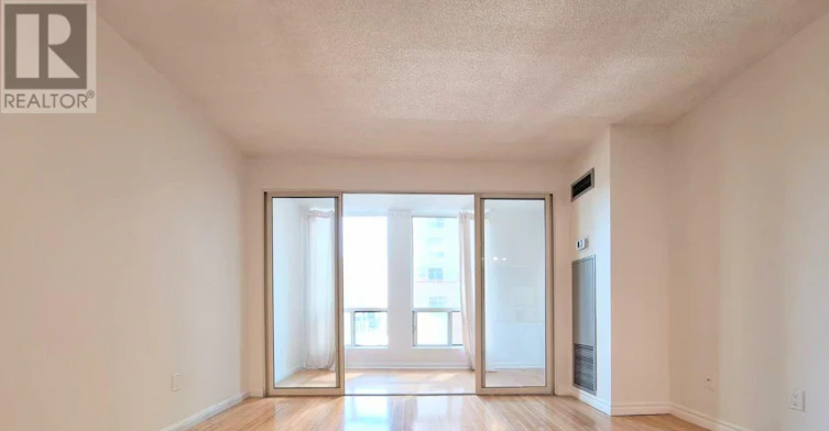 25 Grenville Street, Toronto, ON, M4Y 2X5 - 10