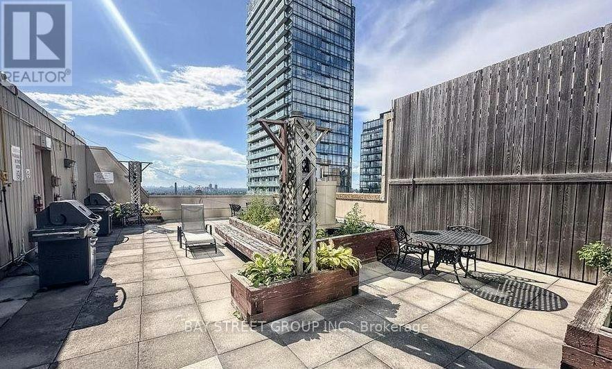 25 Grenville Street, Toronto, ON, M4Y 2X5 - 14