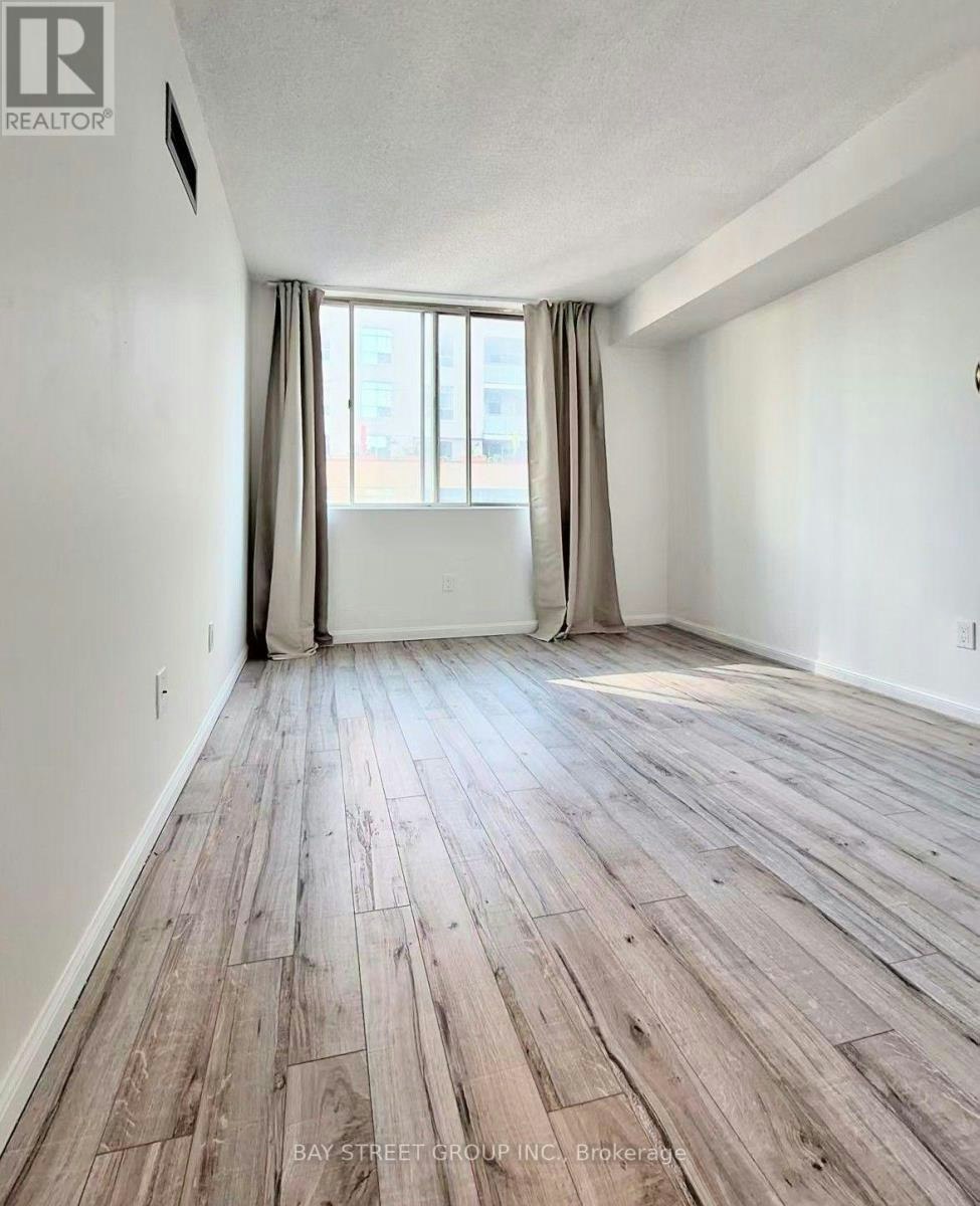 25 Grenville Street, Toronto, ON, M4Y 2X5 - 8
