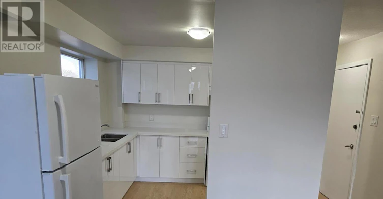1-914 Sheppard Avenue W, Toronto, ON, M3H 2T6 - 8
