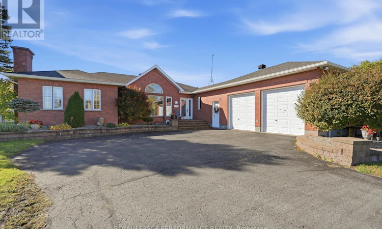 3370 Front Road