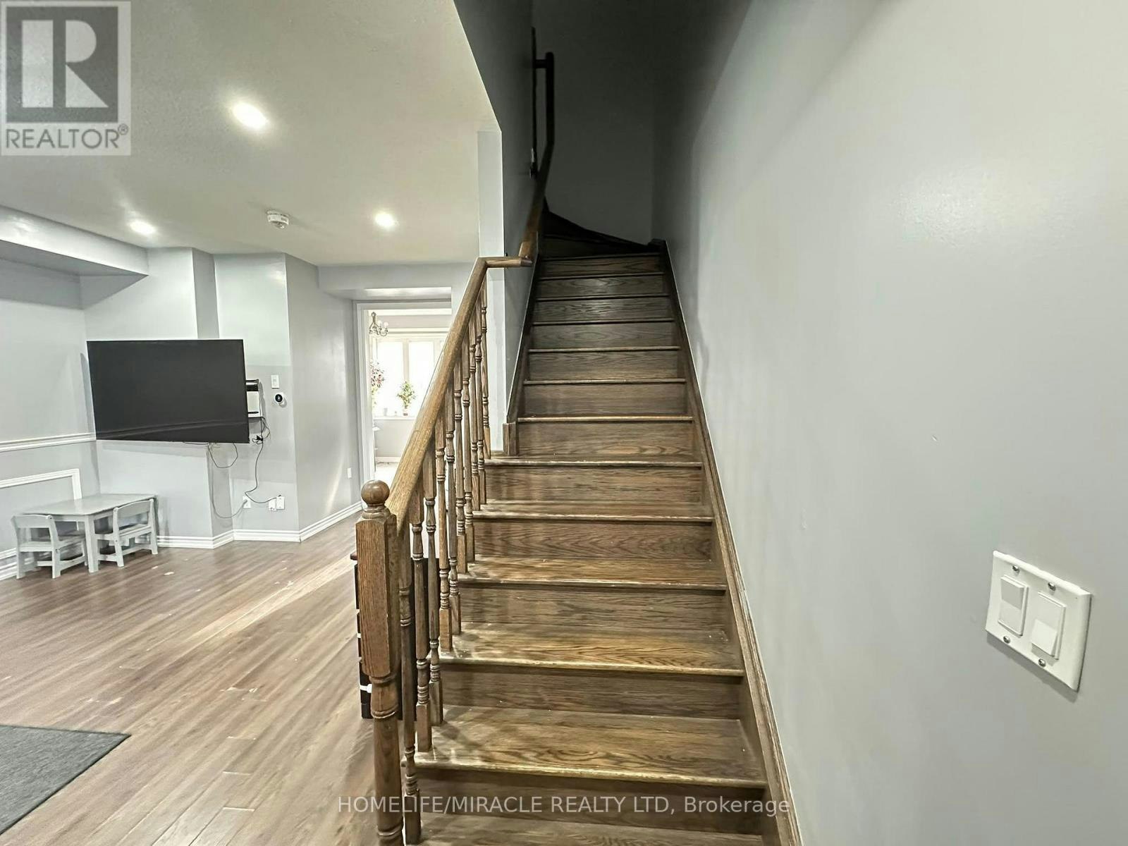 22 Hobart Gardens, Brampton, ON, L6Z 0J1 - 13