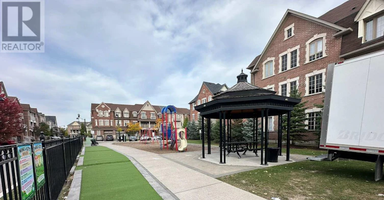 22 Hobart Gardens, Brampton, ON, L6Z 0J1 - 23